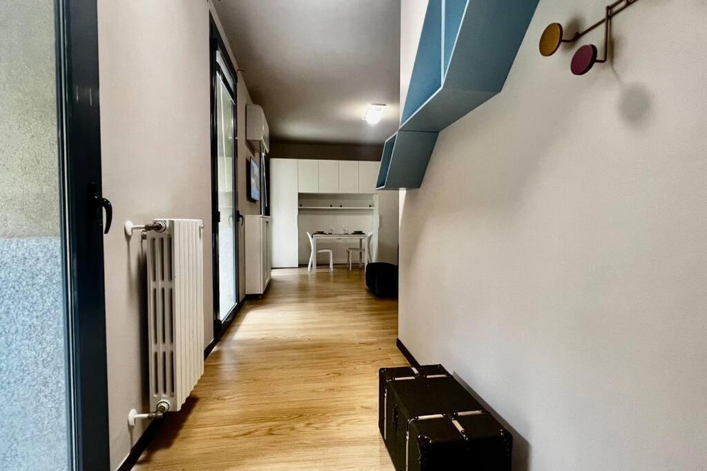 Urban House - Comfy Flat Navigli Milan Center Milão Exterior foto