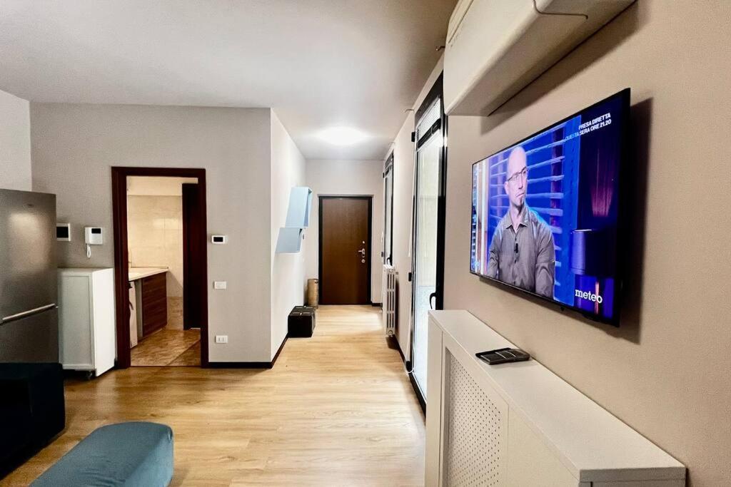 Urban House - Comfy Flat Navigli Milan Center Milão Exterior foto